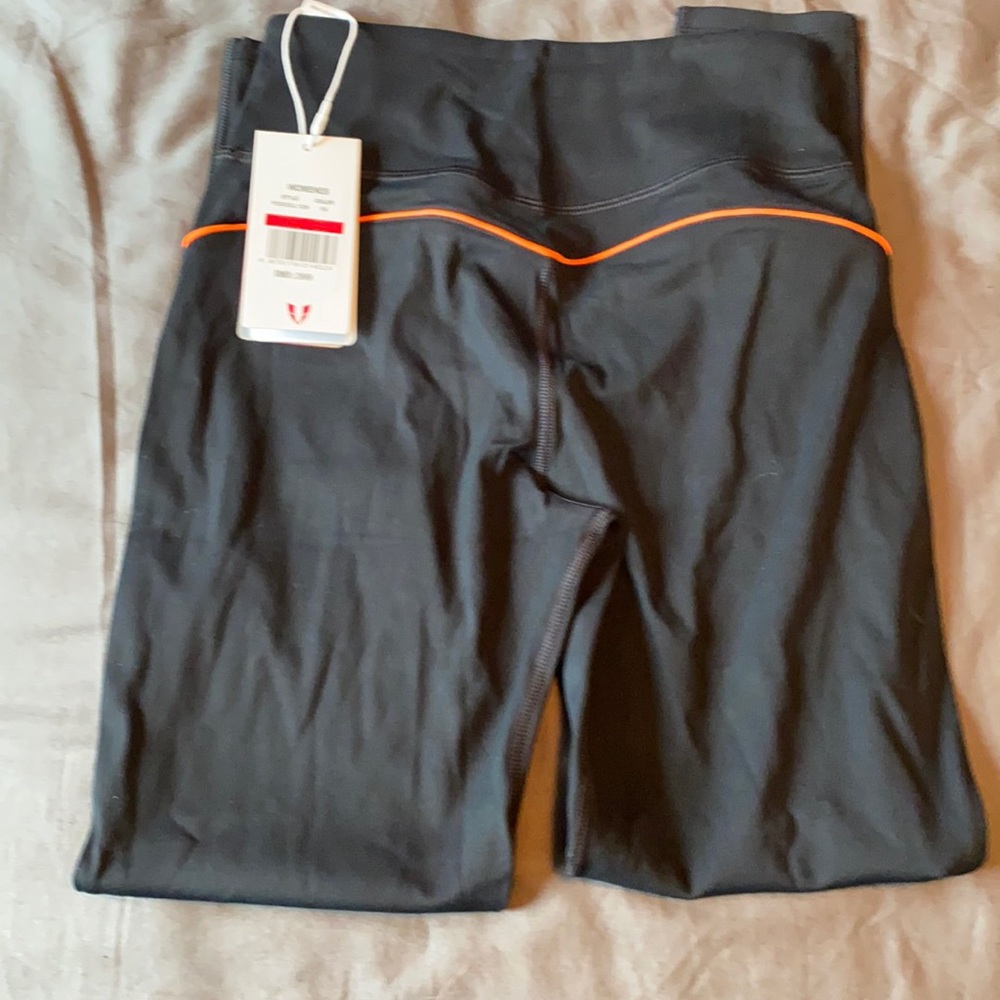Honey peach vital leggings (tags on)